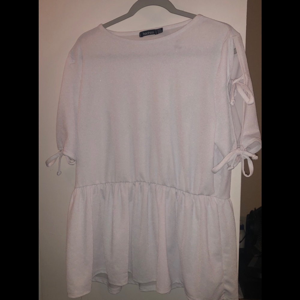 WHITE COLD SHOULDER FLARE TOP